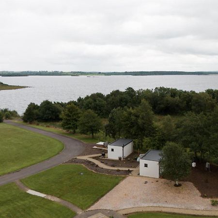 Lakescape - Waterfront Self- Catering Cabins Эннискиллен Экстерьер фото